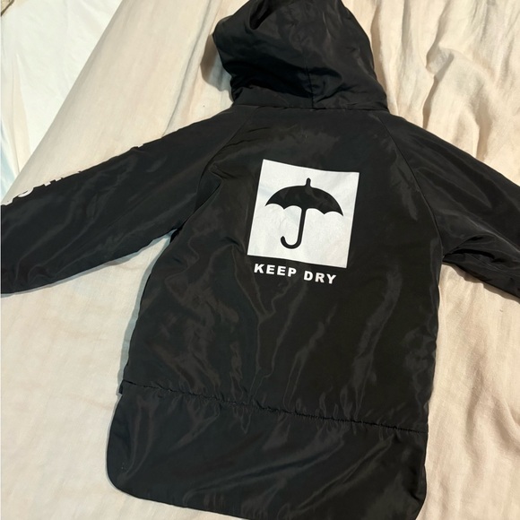 Tiny tribe Kids Black Hooded Jacket - Picture 2 of 3